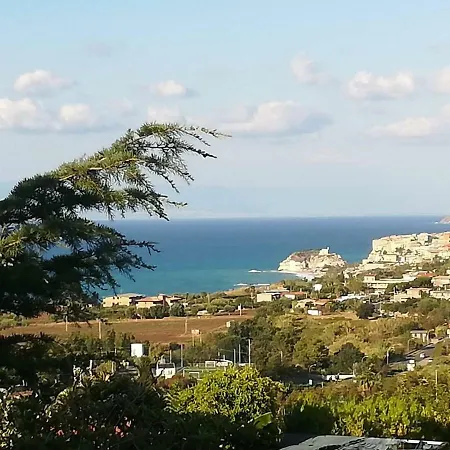 La Casa Nel Verde Con Vista Sul Mare Di Tropea * Santa Domenica (Vibo Valentia)