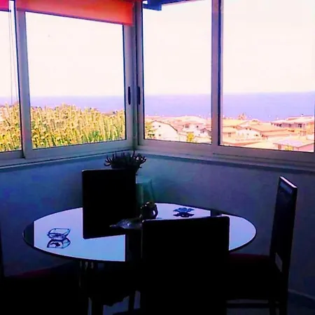 La Casa Nel Verde Con Vista Sul Mare Di Tropea شقة
