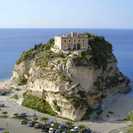 La Casa Nel Verde Con Vista Sul Mare Di Tropea