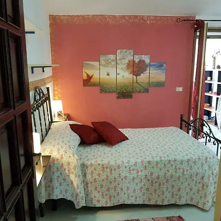 La Casa Nel Verde Con Vista Sul Mare Di Tropea شقة سانتا دومينيكا